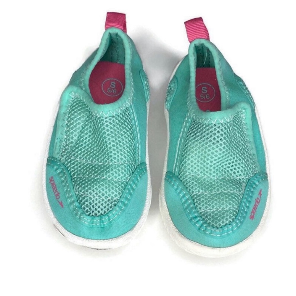 Speedo Water Shoes‎